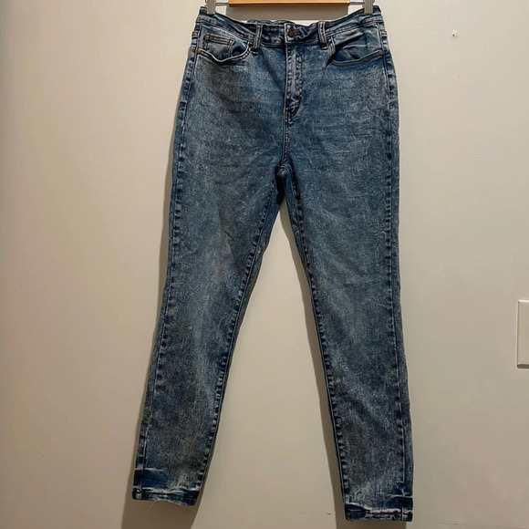 Judy Blue Denim - Judy Blue Lightwash Jeans